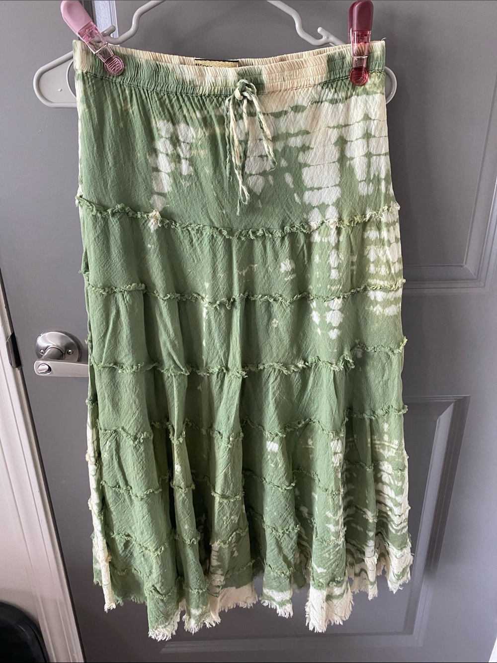 Metro Wear boho Green and White Tie-Dye Tiered Maxi Skirt